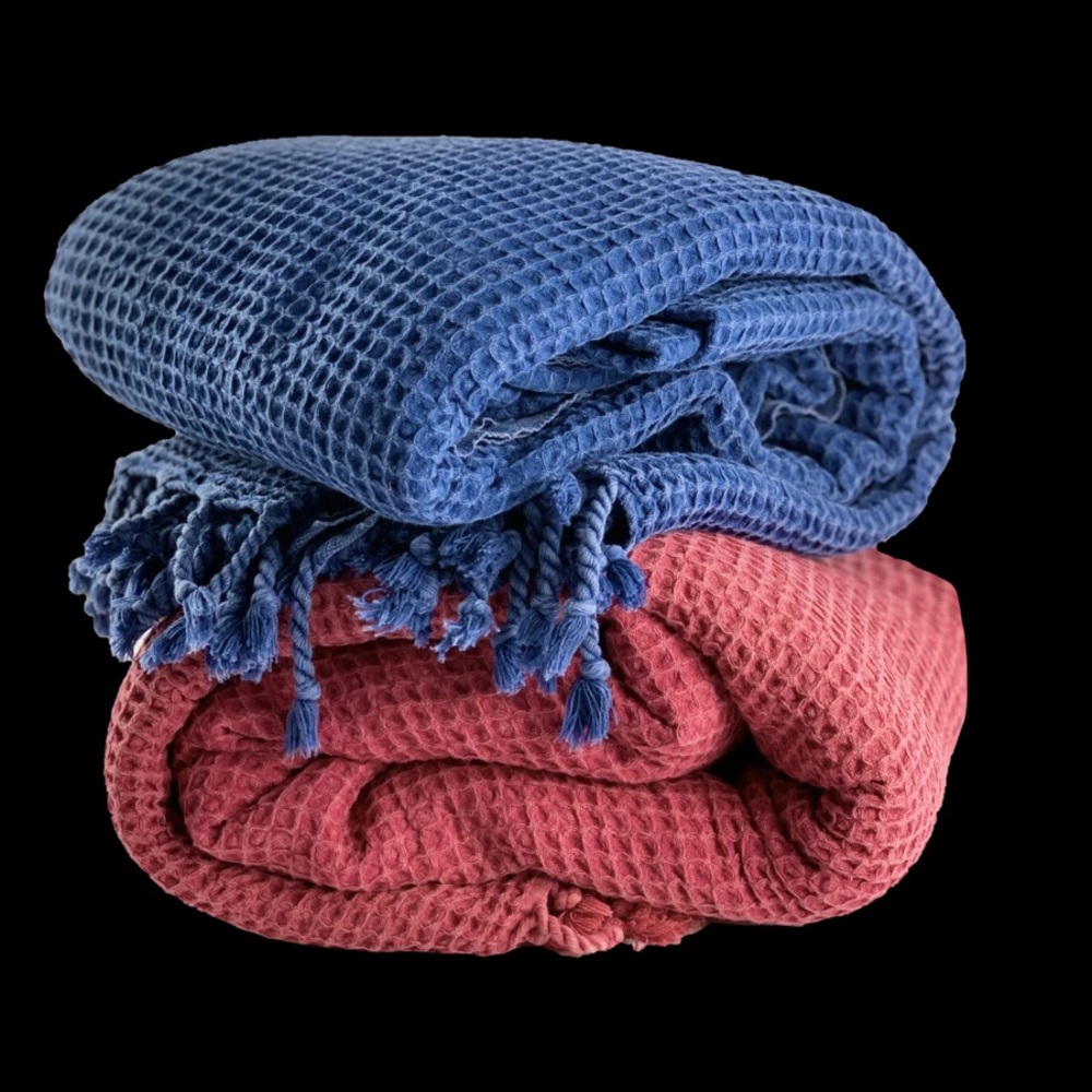 ELIA WAFFLE THROW & BLANKET